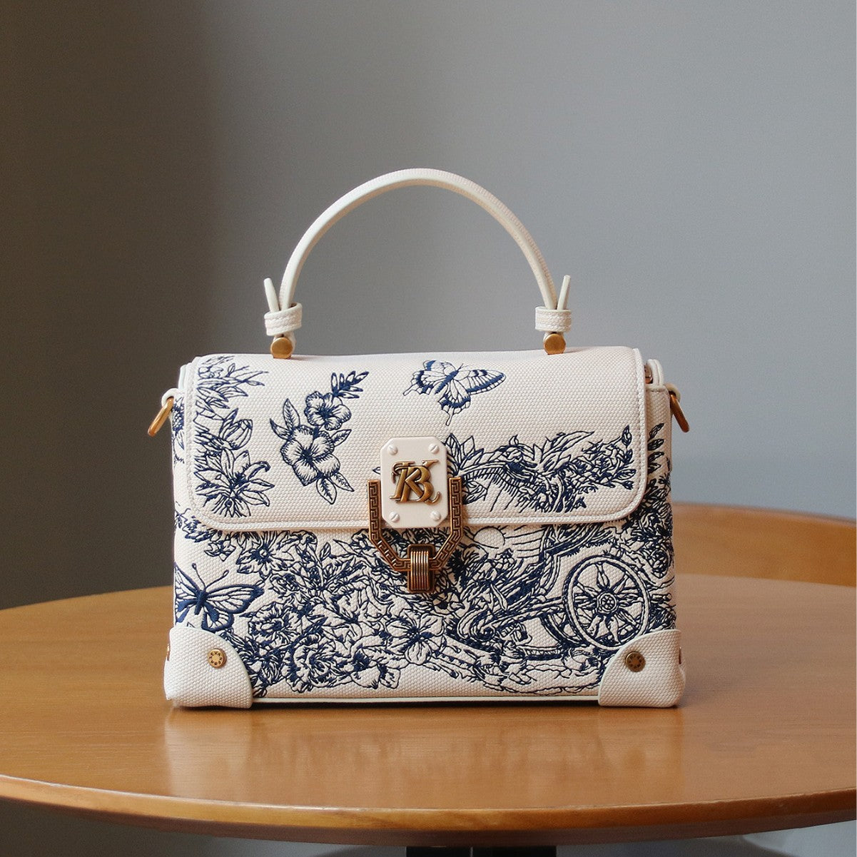 Light-luxury Intricately Embroidered Tote Shoulder Or Crossbody Purse