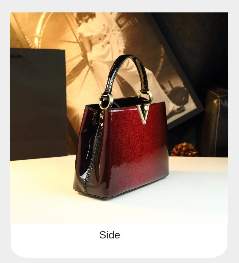 Luxury Diamonds V Letter Small  Crossbody Handbags
