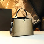 Luxury Diamonds V Letter Small  Crossbody Handbags