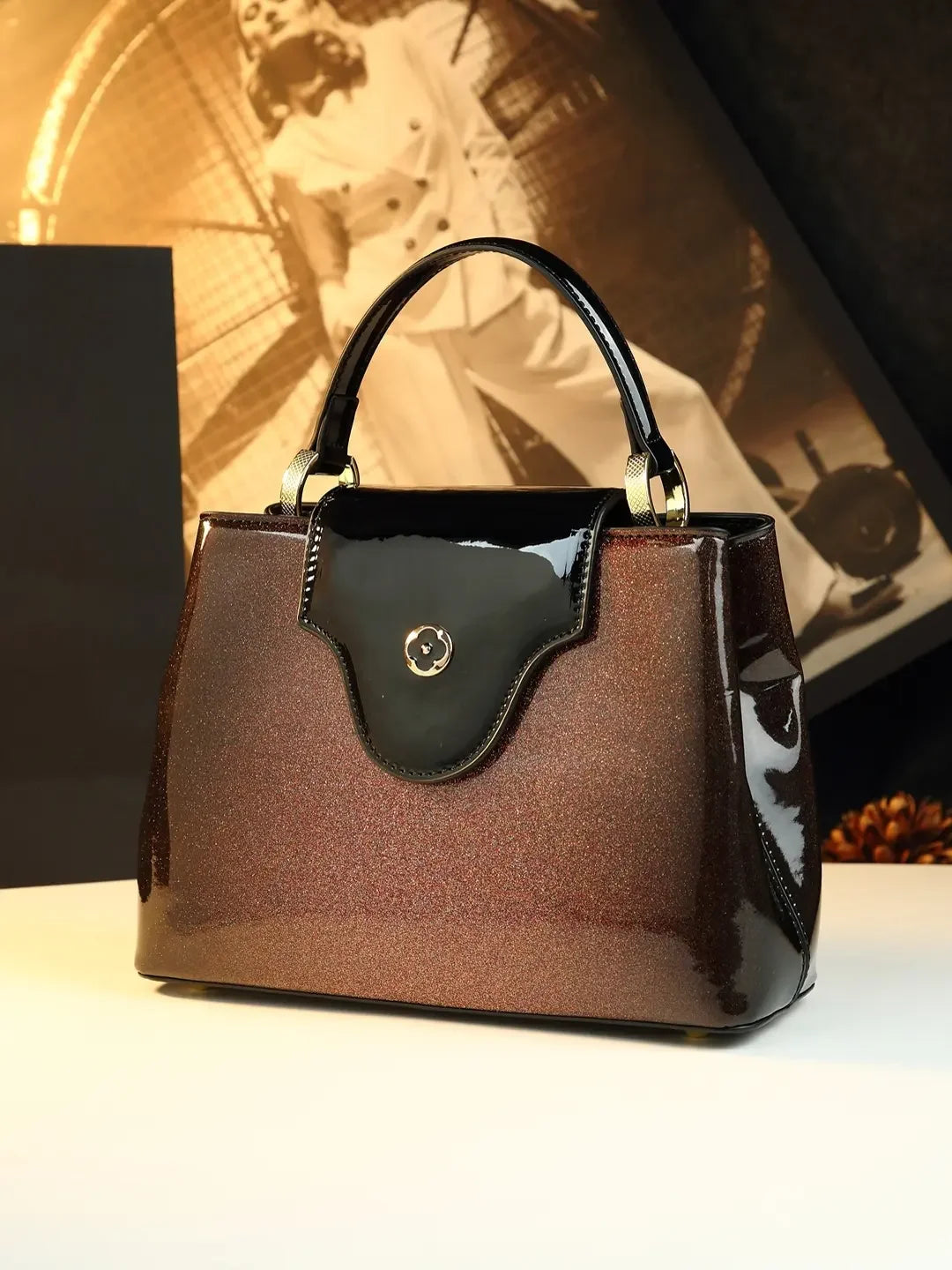 Luxury Diamonds V Letter Small  Crossbody Handbags